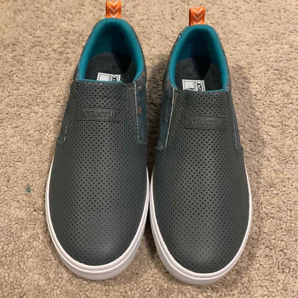 Brand New Womens Salmon Sisters XtraTuf Slip On